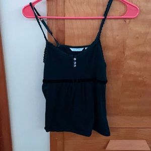 sm black tank top